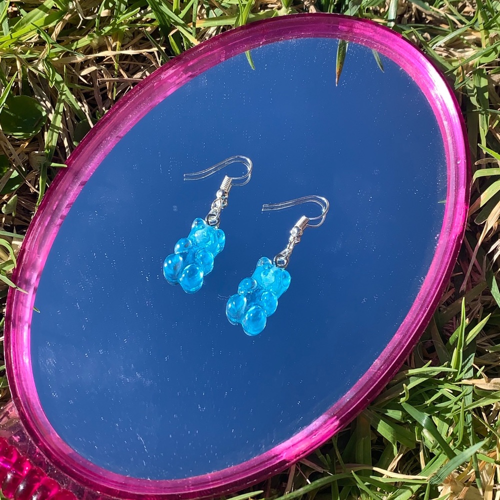 Blue gummy bear earrings!💙